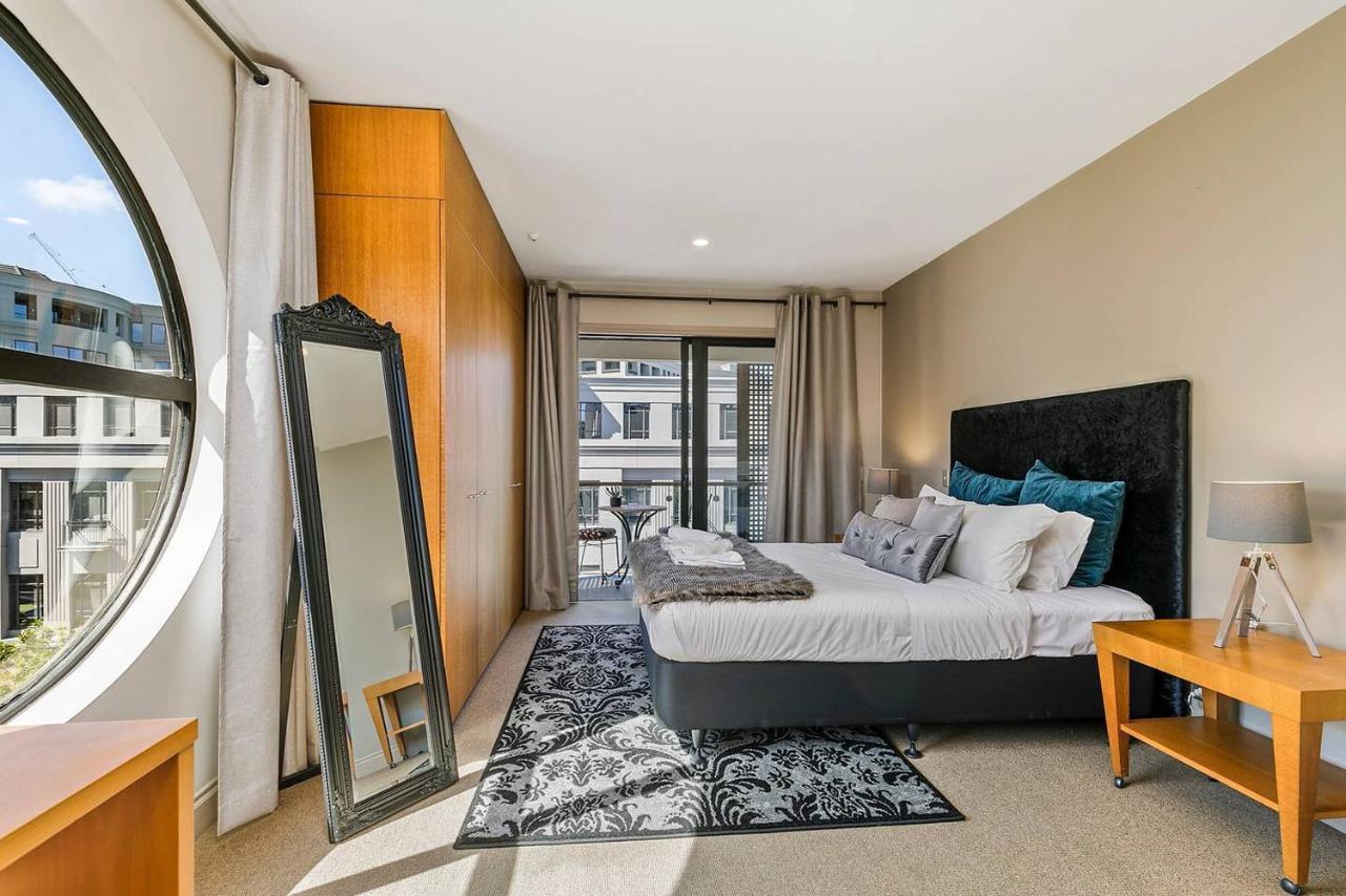 Enormous One Bedroom Beauty In Cbd! Free Parking Auckland Esterno foto
