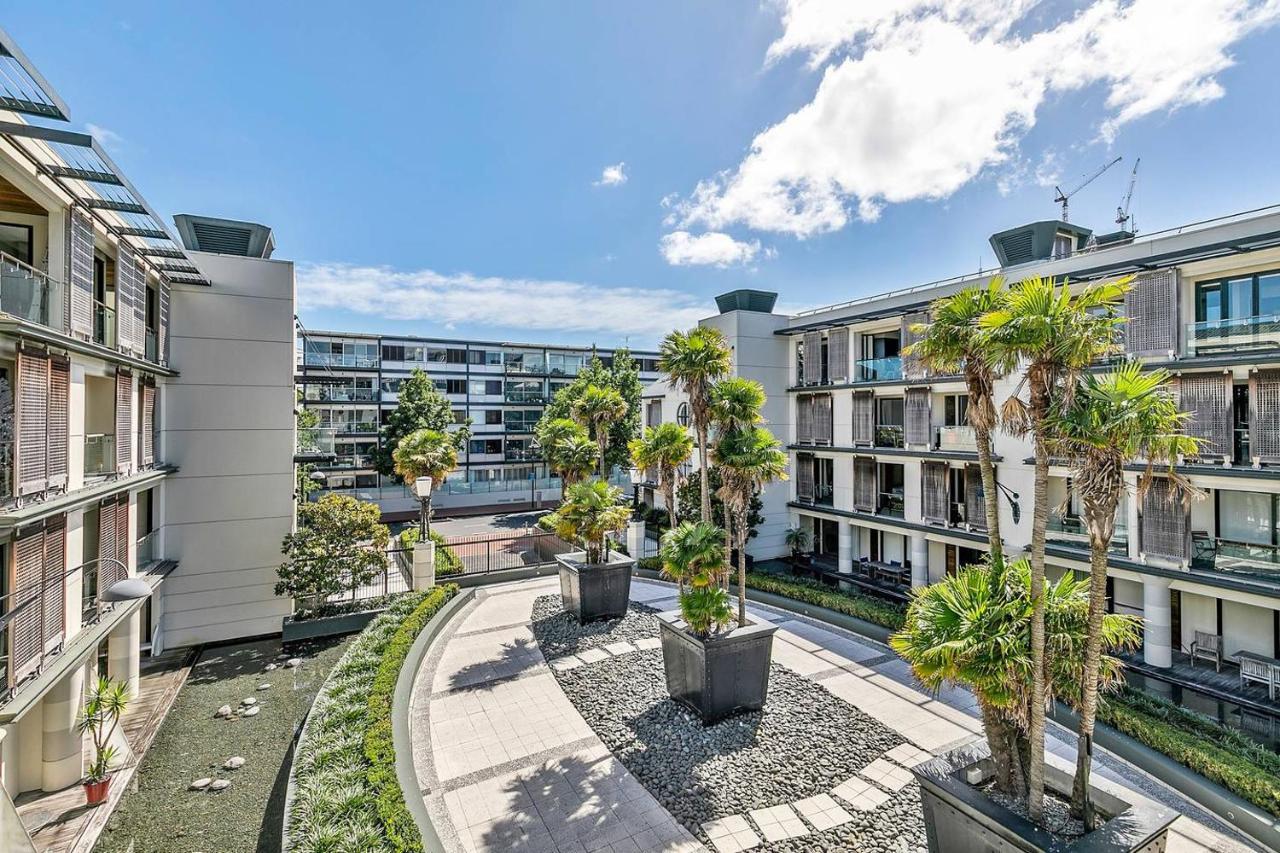 Enormous One Bedroom Beauty In Cbd! Free Parking Auckland Esterno foto
